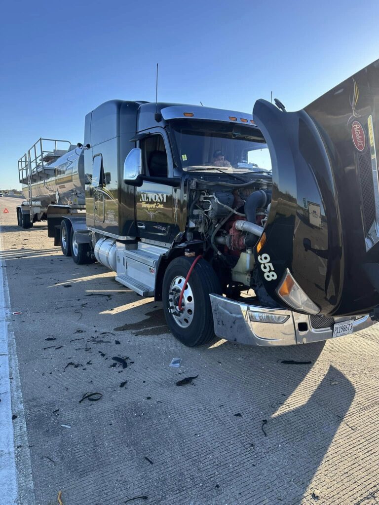 Semi truck engine repair by mobile mechanic in East Texas